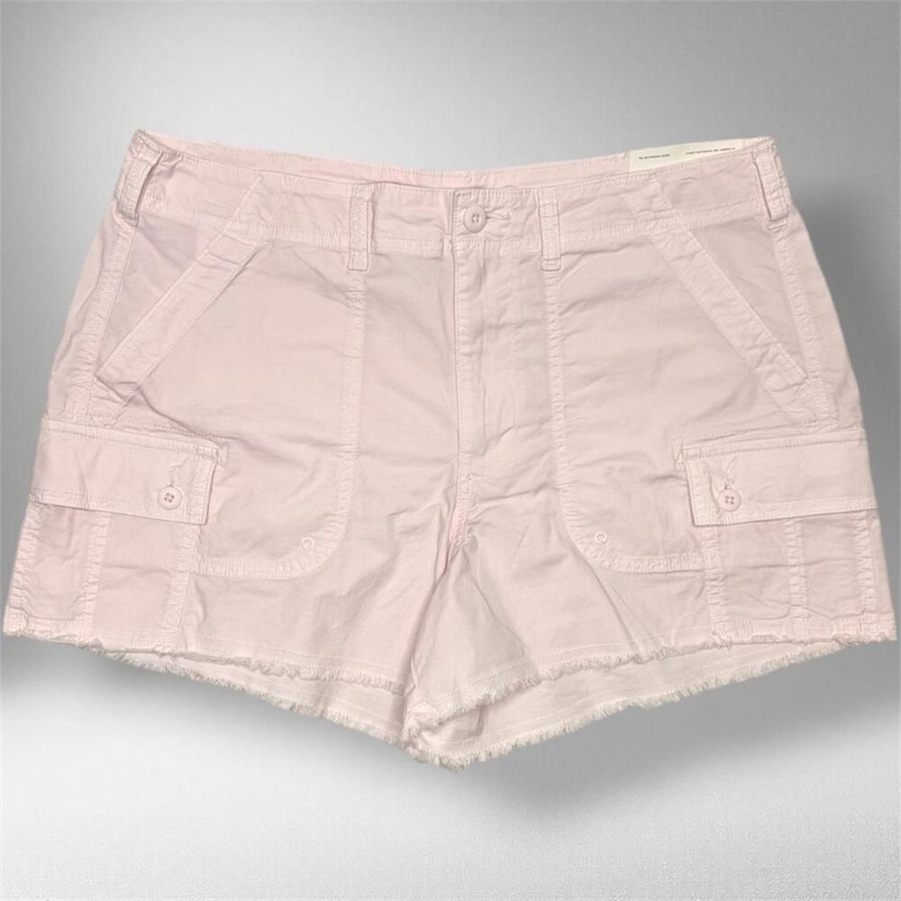American Eagle Light Pink Cargo Shorts – Size 12 (31W)